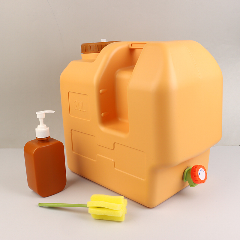 Brocca d'acqua da campeggio po - Outdoor Camping Water Jug recensione e prezzo